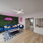 Camden - Exterieur Et Parking 아파트 *