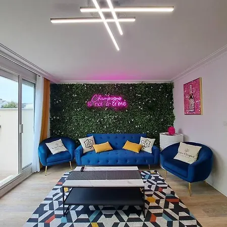 Camden - Extérieur Et Parking Reims