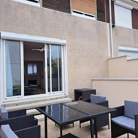 Camden - Extérieur Et Parking * Reims